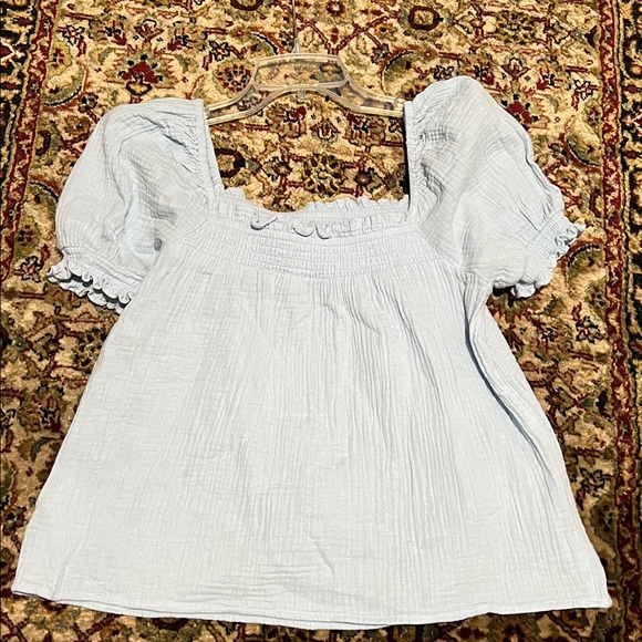 J. Crew Light Blue Puff Sleeve Blouse Size Medium - Picture 4 of 6